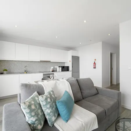 דירה Brand New - Balcony With Sea View