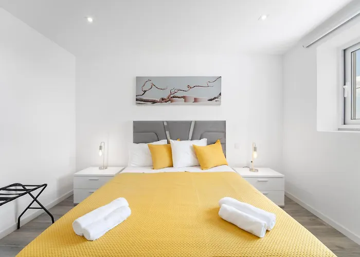 公寓 Brand New - Balcony With Sea View