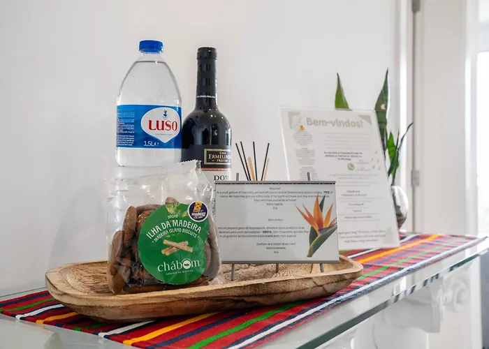 Brand New - Balcony With Sea View 公寓 *