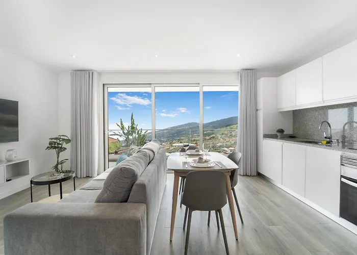 公寓 Brand New - Balcony With Sea View *