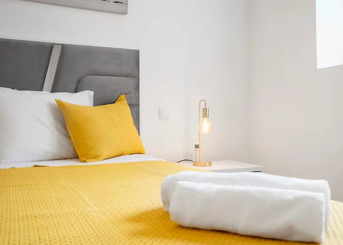 公寓 Brand New - Balcony With Sea View